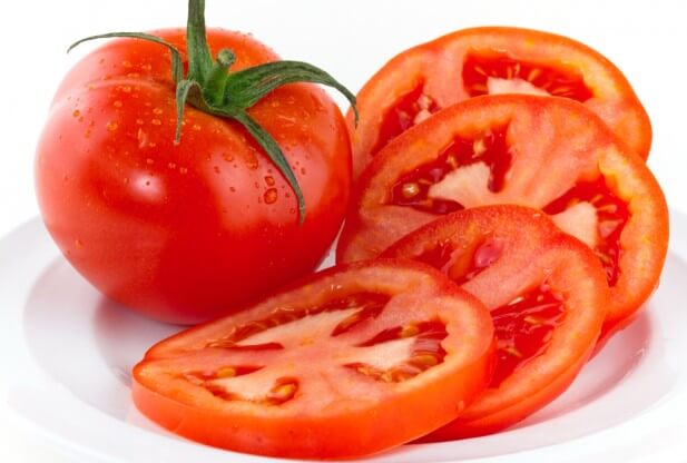 Cà chua giúp bảo vệ da khỏi tác hại của tia UV