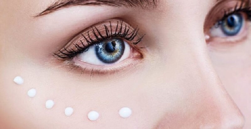 Kem mắt giúp giảm đi các quầng thâm dưới mắt - hướng dẫn chăm sóc da