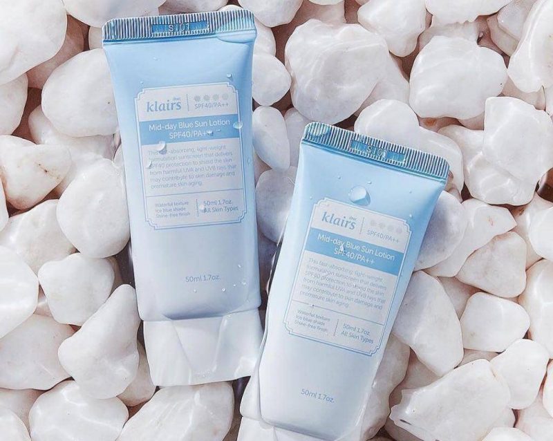 Kem chống nắng kết hợp dưỡng ẩm Klairs Mid – Day Blue Sun Lotion SPF 40 PA++ - kem chống nắng cho phụ nữ