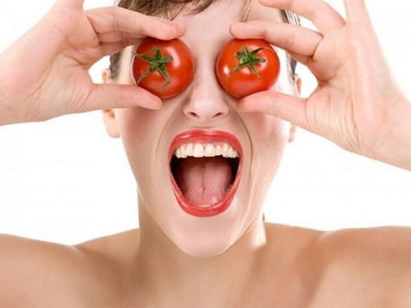 Mặt nạ cà chua làm trắng da mặt tại nhà đơn giản, tiết kiệm