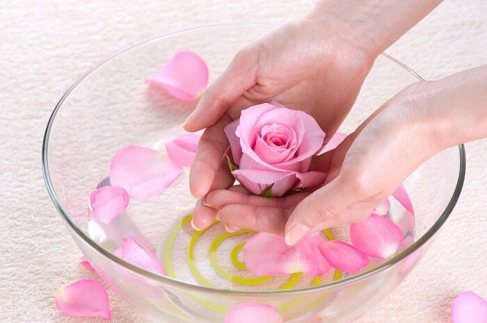 "<yoastmark - cách làm nước hoa hồng