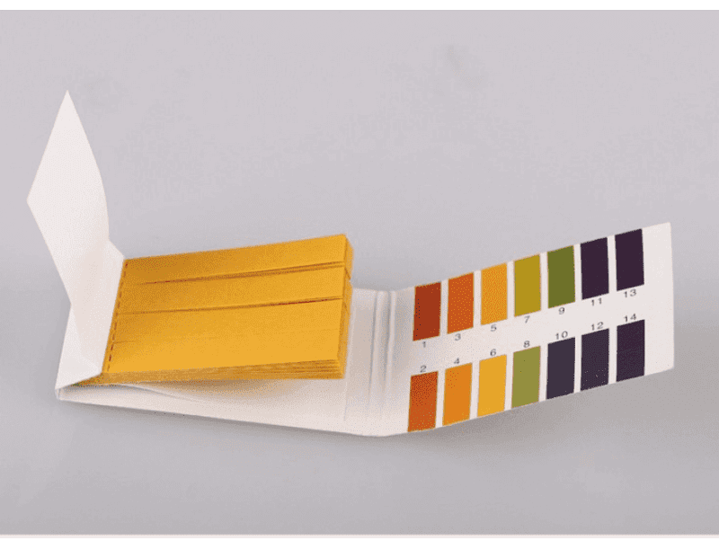 pH phù hợp với da làm giấy pH cho màu vàng hoặc xanh lục nhạt. - sữa rửa mặt cho da khô