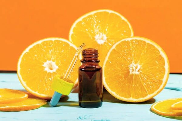 Vitamin C một thành phần vàng giúp chống lão hóa và làm sáng da hiệu quả.