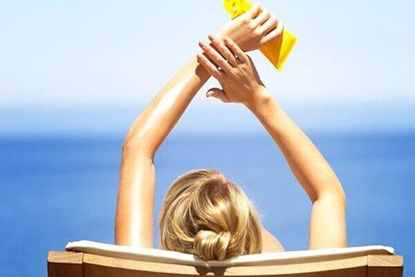 Việc chống nắng đủ không bao giờ là thiếu đối với sức khỏe làn da.