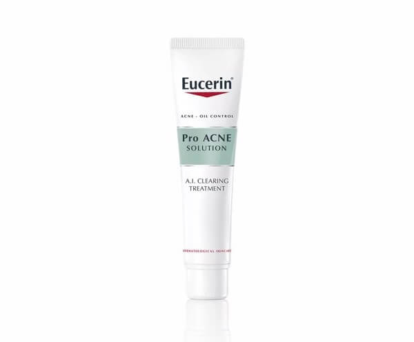 Kem trị mụn Eucerin với phức hợp Hydroxy Complex