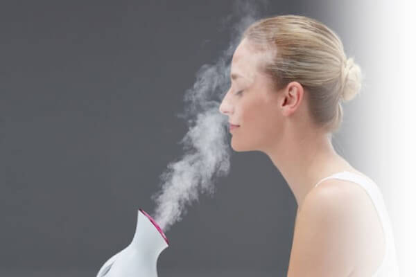 Phương pháp này khá thư giãn khi thực hiện tại nhà - cách trị mụn cám ở mũi
