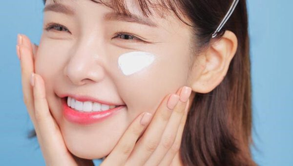 Tuổi dậy thì hoàn toàn có thể yên tâm sử dụng kem dưỡng trắng da