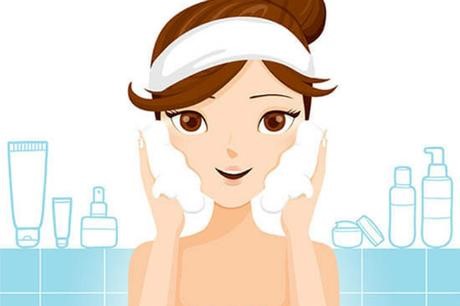 Rửa mặt là bước quan trọng nhất đối với da tuổi dậy thì