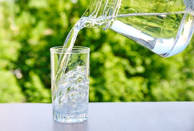Một cốc nước trước bữa ăn là thói quen tốt để giảm cân - phương pháp giảm cân